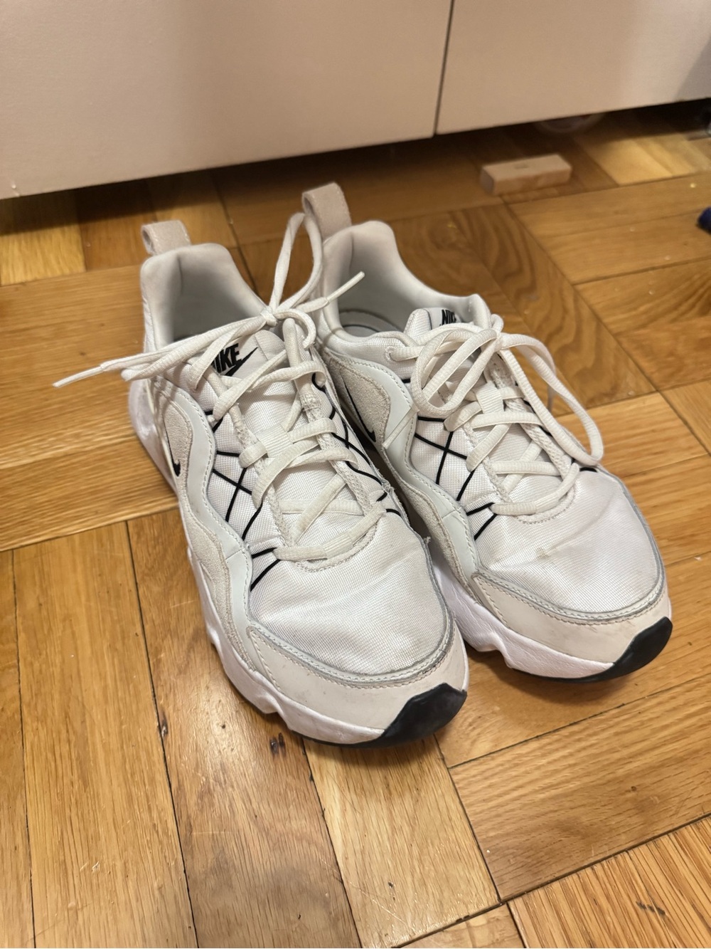Nike Women's RYZ 365 'Summit White' sneakers